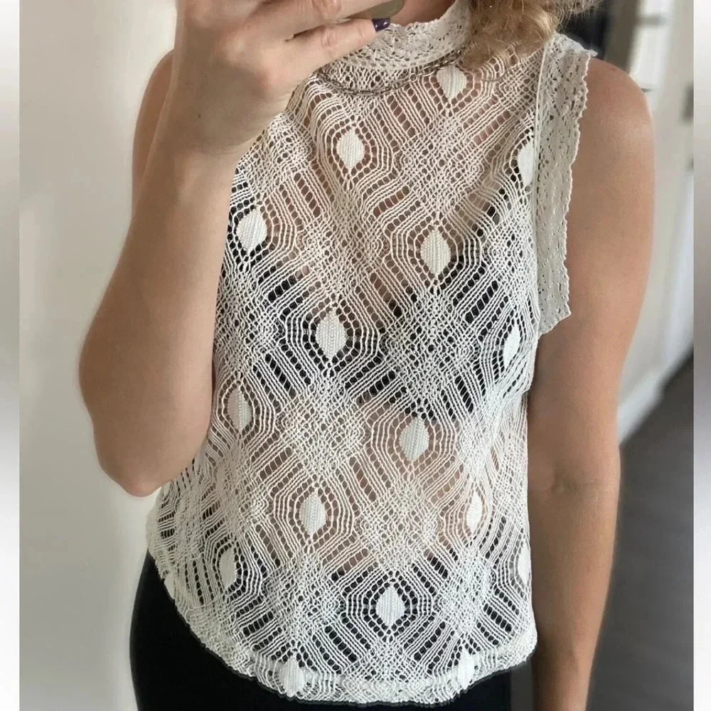 ZARA - Off White Cotton Crochet Knit Doily Lace Tank